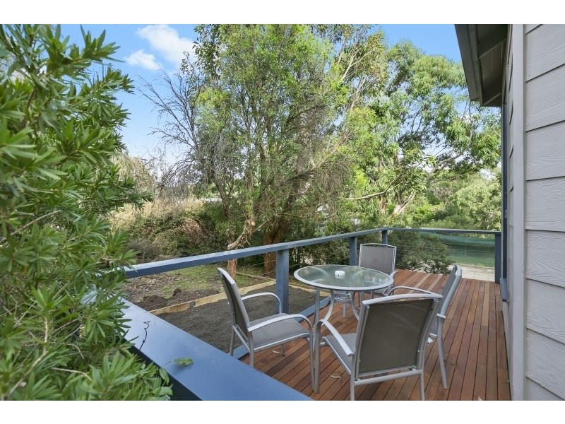 4/2-4 Barton Court, Aireys Inlet VIC 3231