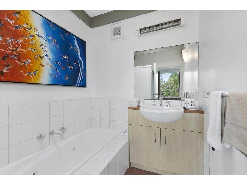 4/2-4 Barton Court, Aireys Inlet VIC 3231