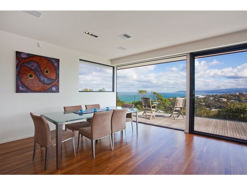 19 Ridge Road, Fairhaven VIC 3231