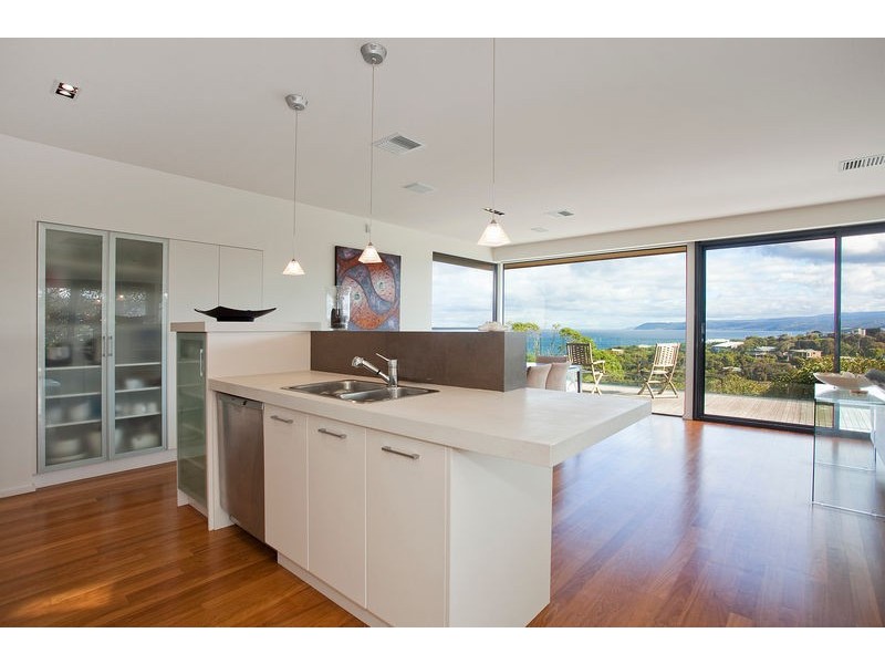 19 Ridge Road, Fairhaven VIC 3231