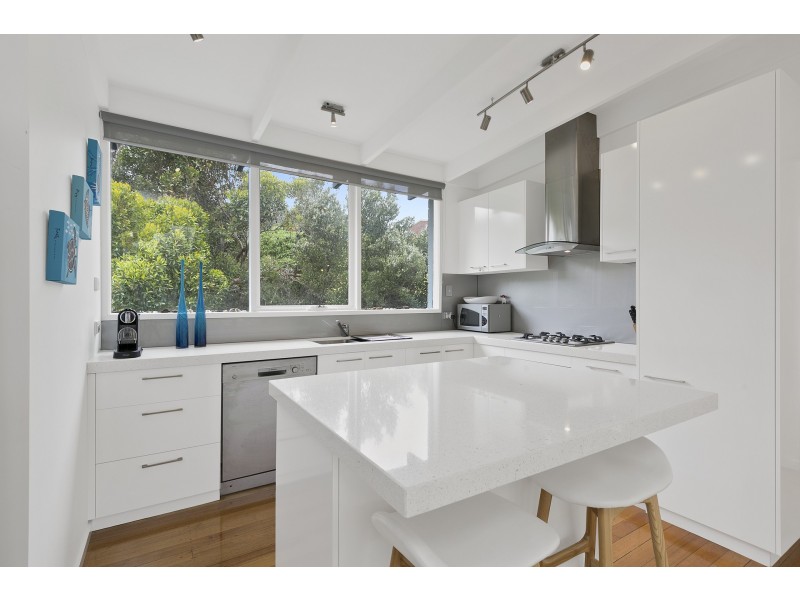 12 Cowan Avenue, Fairhaven VIC 3231