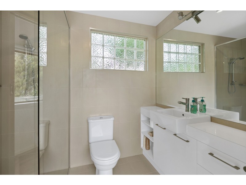 12 Cowan Avenue, Fairhaven VIC 3231