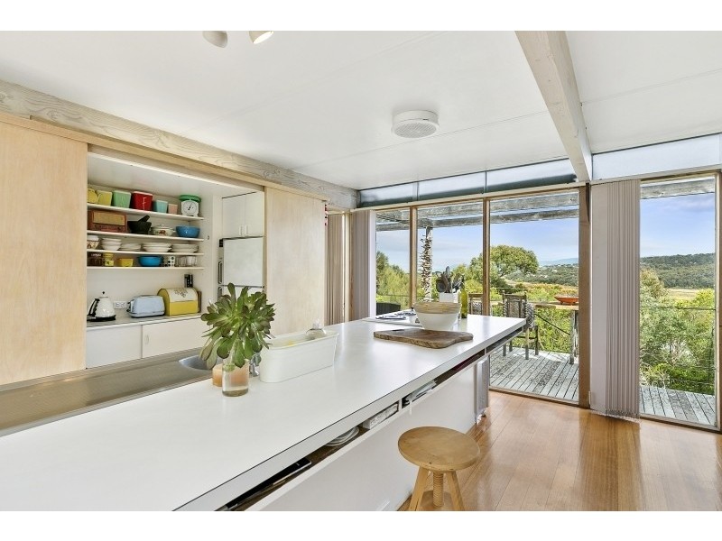 15 Brent Avenue, Aireys Inlet VIC 3231