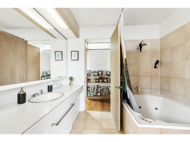 15 Brent Avenue, Aireys Inlet VIC 3231