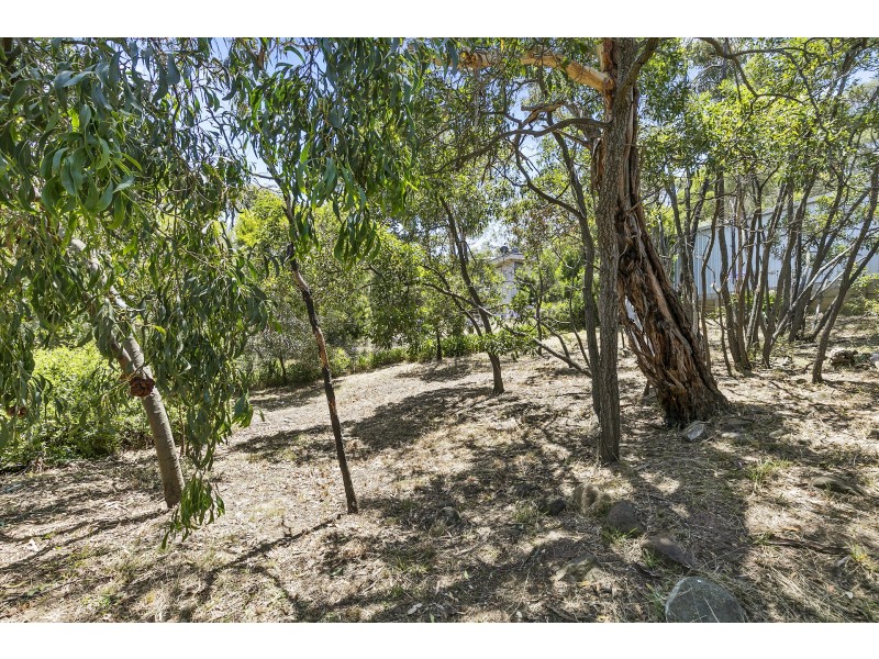 70 Aireys Street, Aireys Inlet VIC 3231