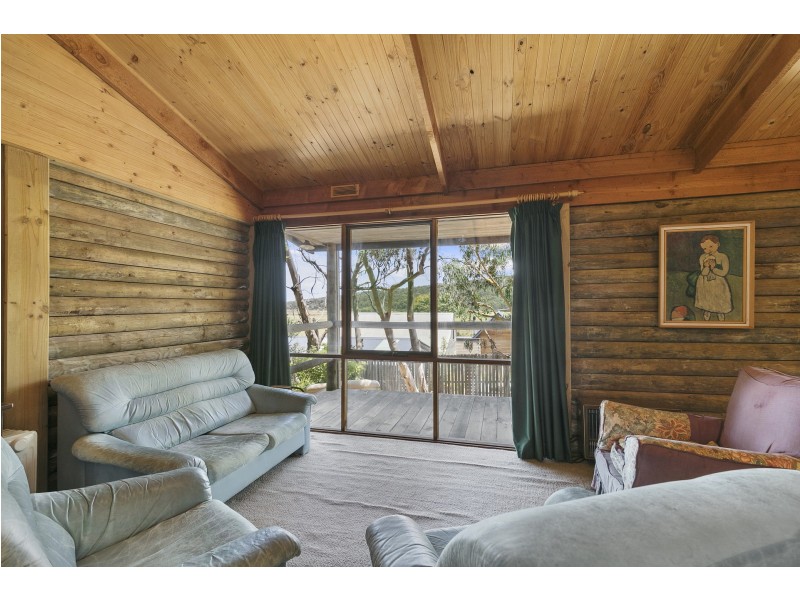 70 Aireys Street, Aireys Inlet VIC 3231