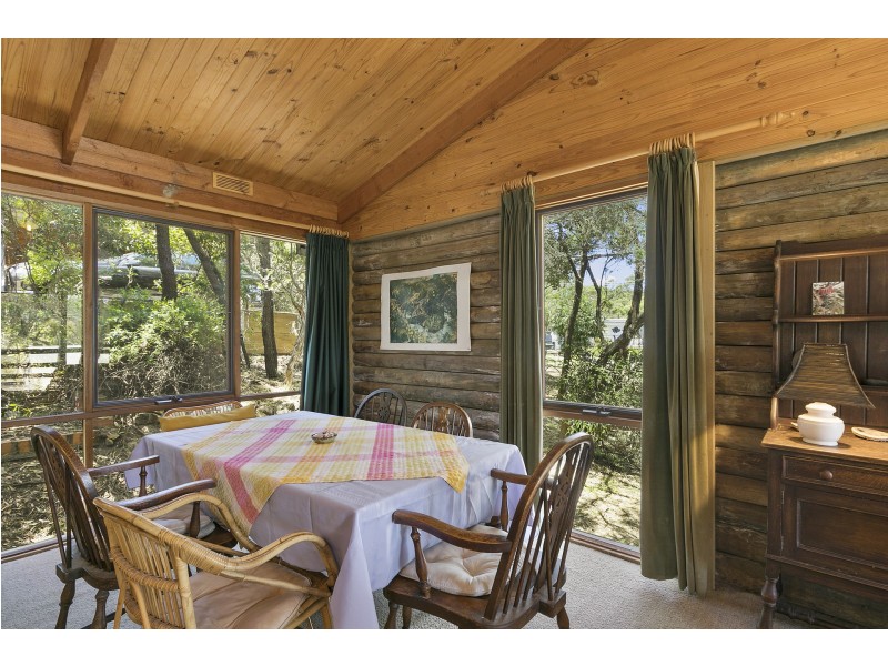 70 Aireys Street, Aireys Inlet VIC 3231