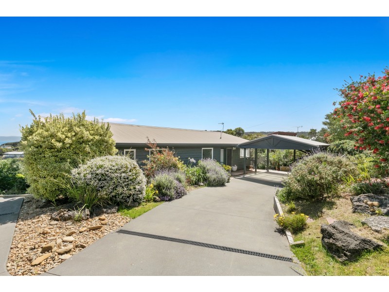 44 Lialeeta Road, Fairhaven VIC 3231
