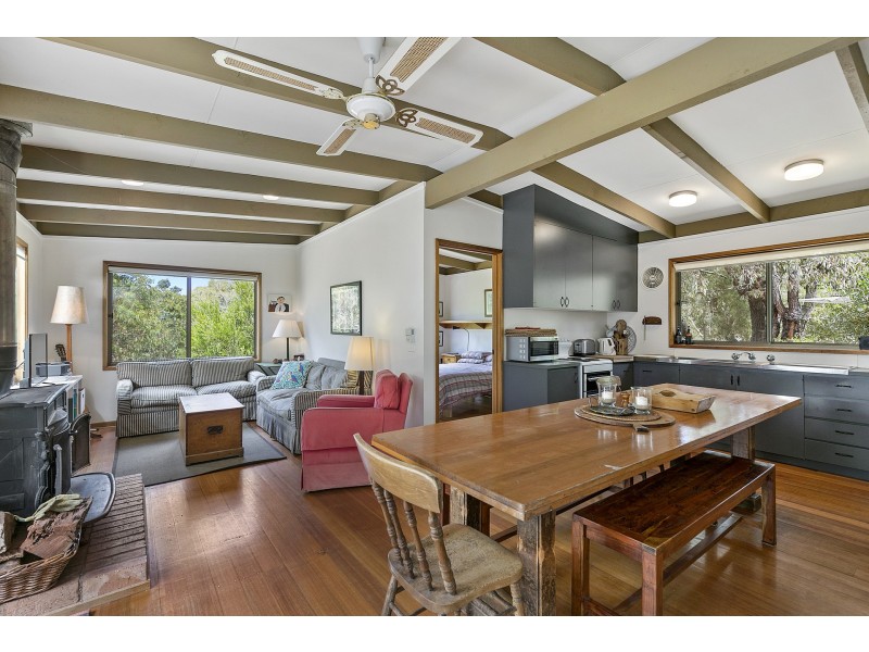 30 Aireys Street, Aireys Inlet VIC 3231