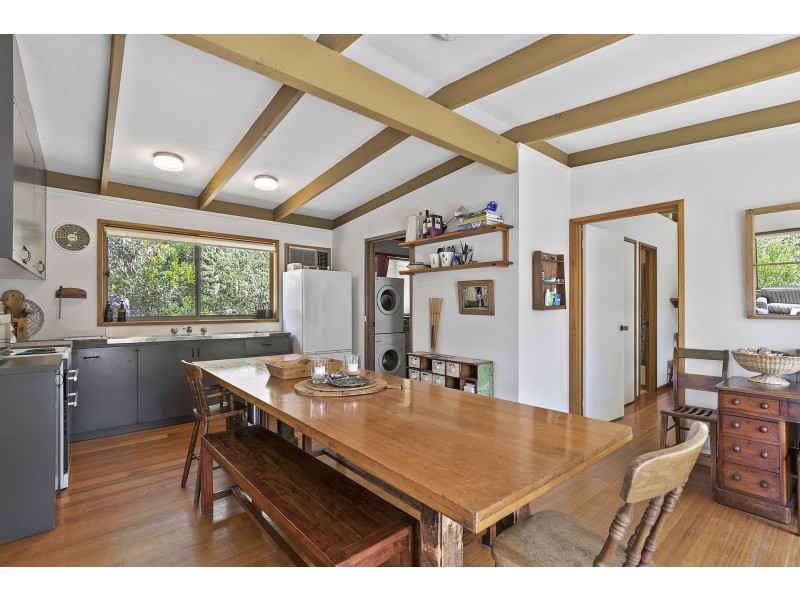 30 Aireys Street, Aireys Inlet VIC 3231