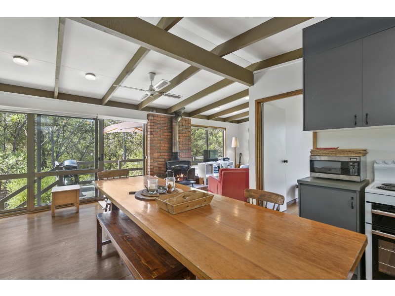 30 Aireys Street, Aireys Inlet VIC 3231