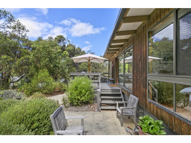 30 Aireys Street, Aireys Inlet VIC 3231