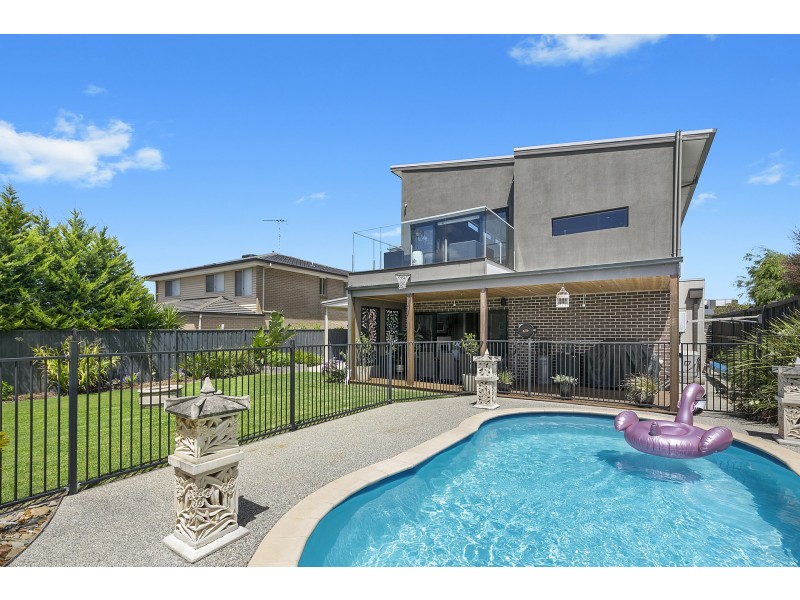 52 Shorebreak Street, Torquay VIC 3228