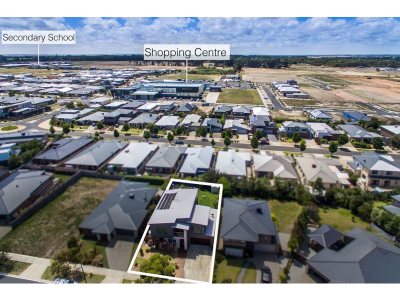 52 Shorebreak Street, Torquay VIC 3228