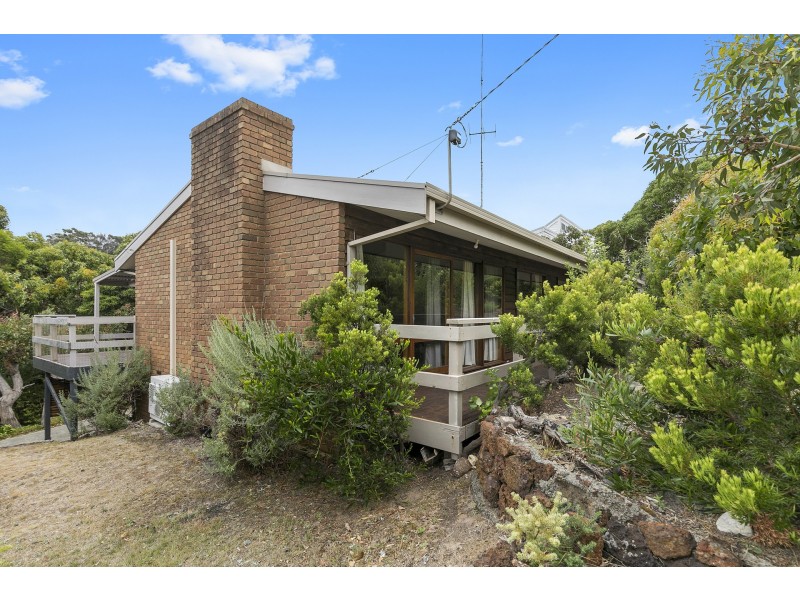 1 Ilaroo Road, Fairhaven VIC 3231