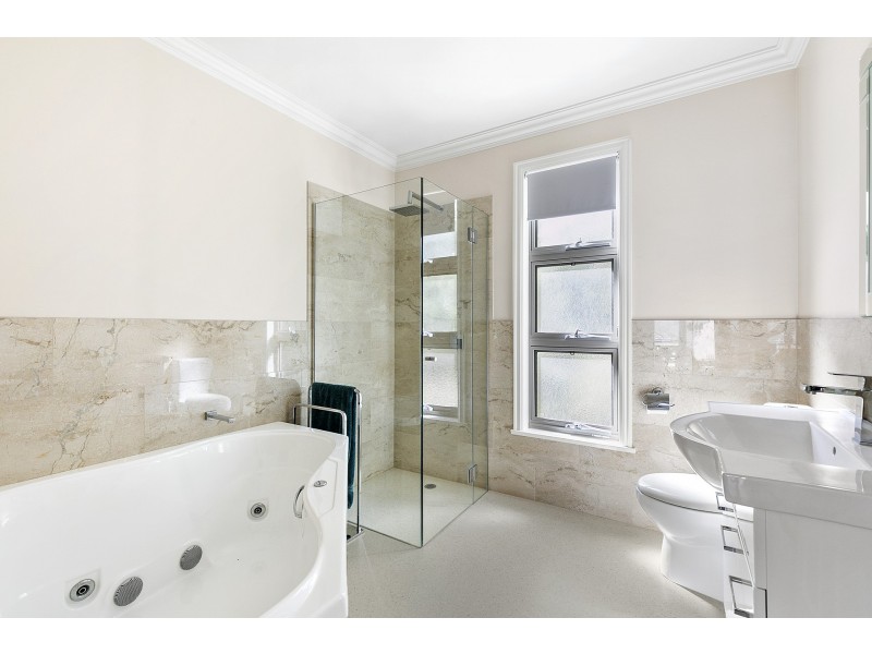 24 Fraser Avenue, Anglesea VIC 3230