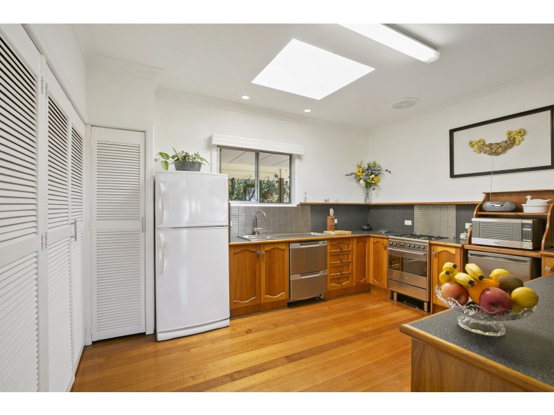 8 Charles Street, Anglesea VIC 3230