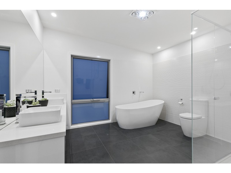 67 Seventh Avenue, Anglesea VIC 3230