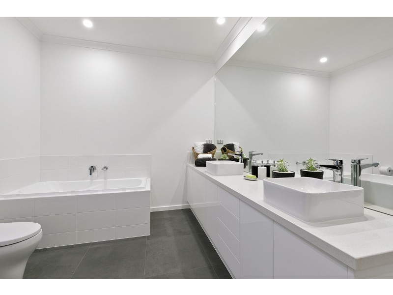 67 Seventh Avenue, Anglesea VIC 3230