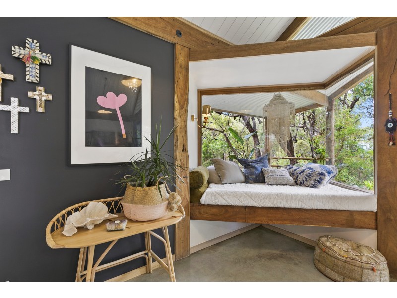 4 Berthon Street, Aireys Inlet VIC 3231