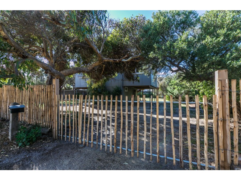 1 Twelfth Avenue, Anglesea VIC 3230