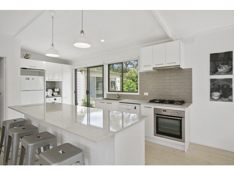 43 Hartley Street, Aireys Inlet VIC 3231