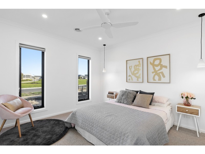 49 Grinders Avenue, Torquay VIC 3228