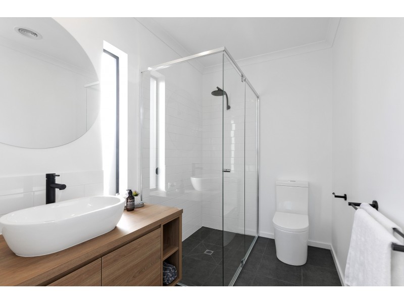 49 Grinders Avenue, Torquay VIC 3228