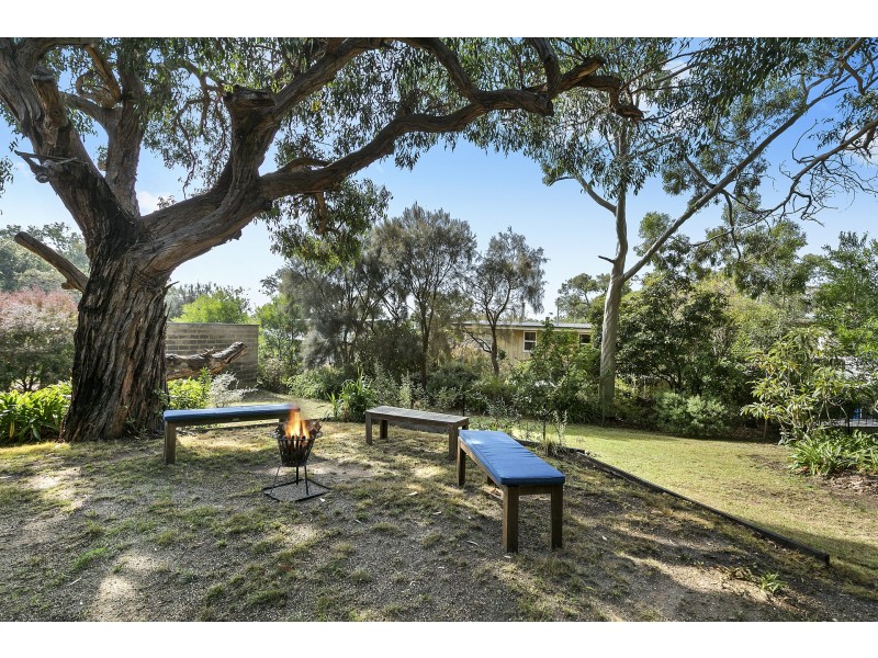 16 Charles Street, Anglesea VIC 3230