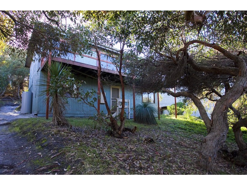 5 Robyn Road, Moggs Creek VIC 3231