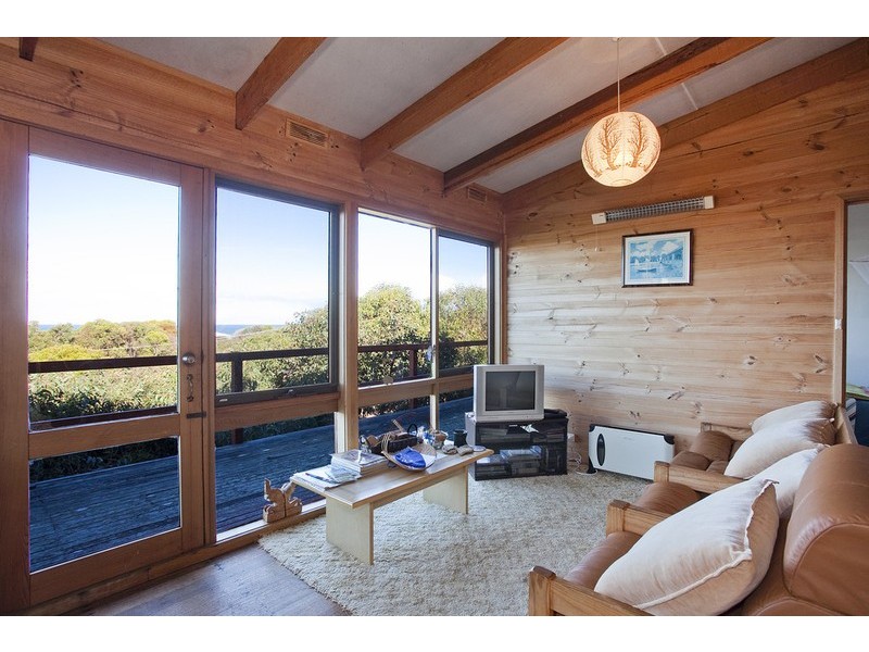 5 Robyn Road, Moggs Creek VIC 3231