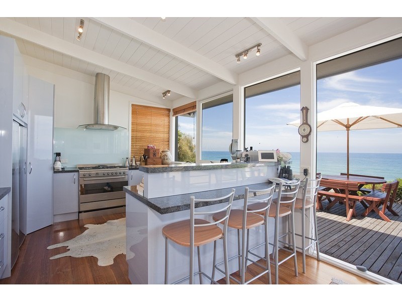 667 Great Ocean Road, Eastern View VIC 3231