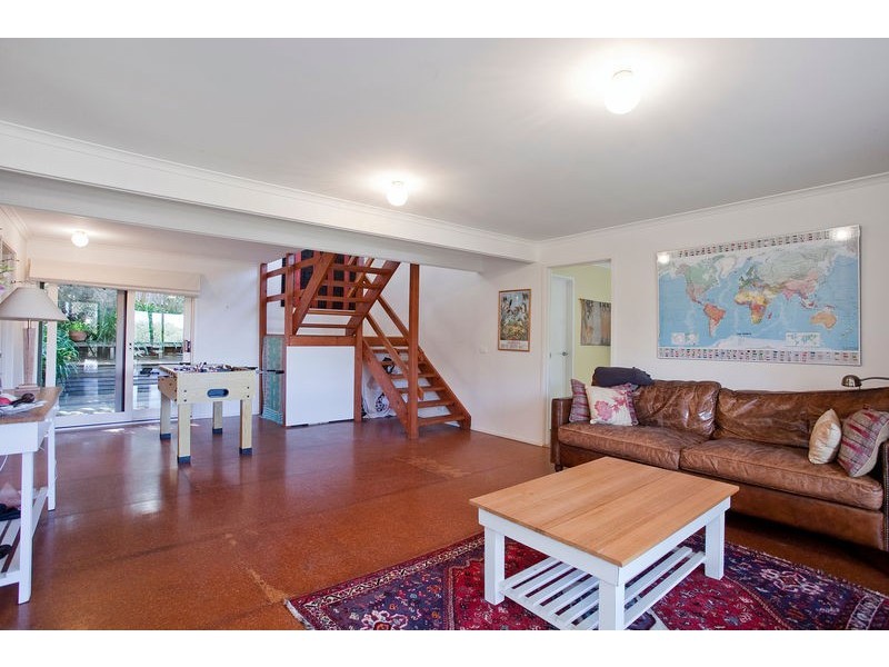 15 Robyn Road, Moggs Creek VIC 3231