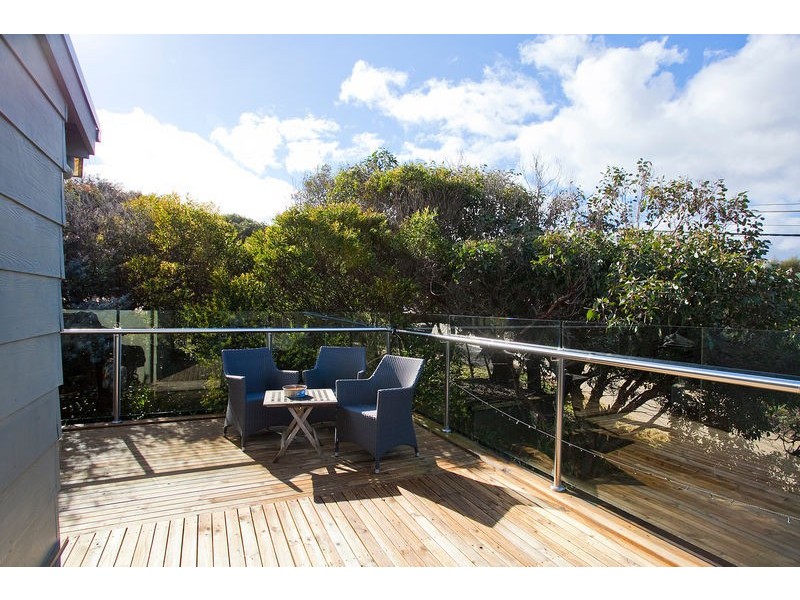 15 Robyn Road, Moggs Creek VIC 3231