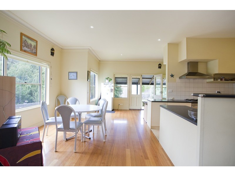 10 Anderson Street, Aireys Inlet VIC 3231