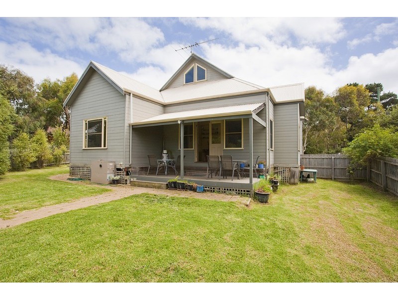 10 Anderson Street, Aireys Inlet VIC 3231
