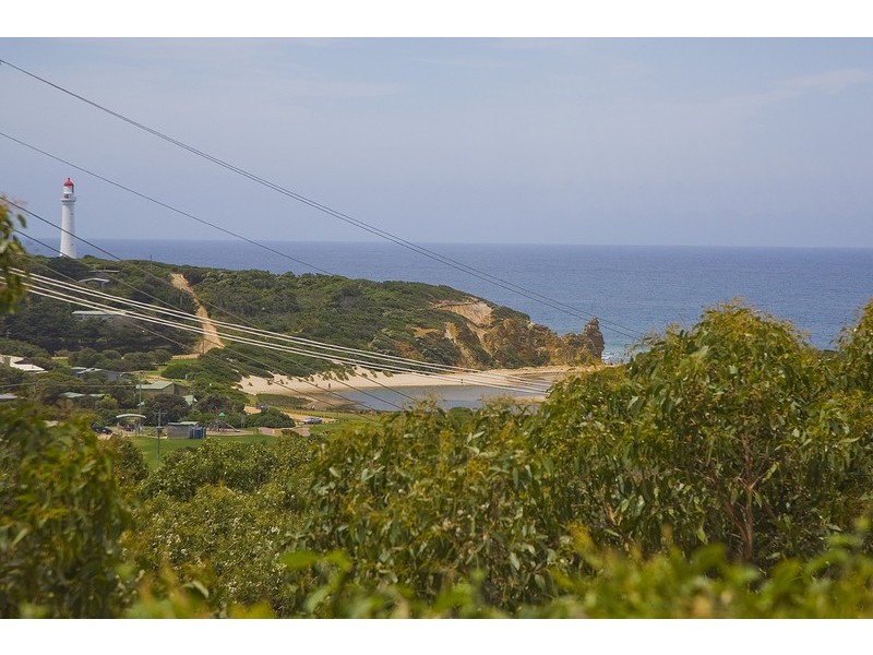 2 Bimbadeen Drive, Fairhaven VIC 3231