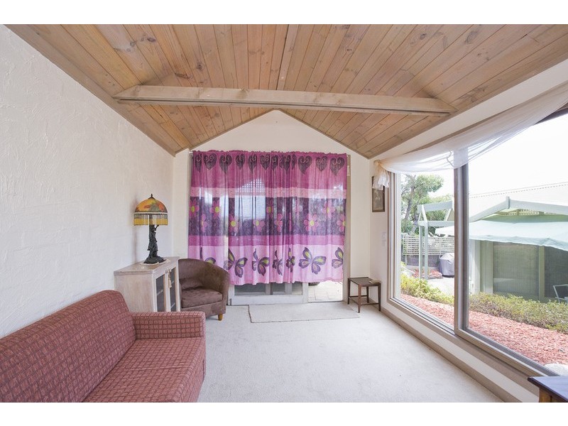 2 Bimbadeen Drive, Fairhaven VIC 3231