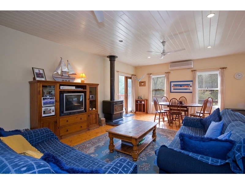 48 Hopkins Street, Aireys Inlet VIC 3231