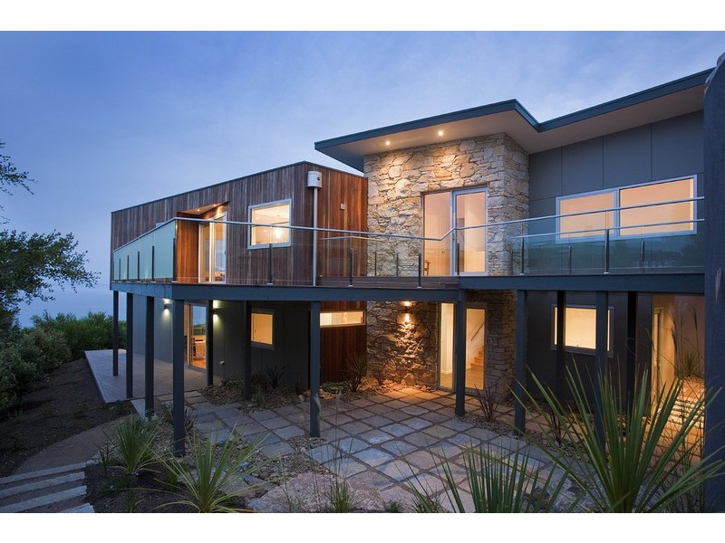 18 Yandanah Road, Fairhaven VIC 3231