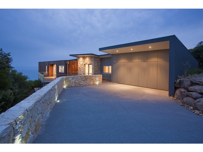 18 Yandanah Road, Fairhaven VIC 3231