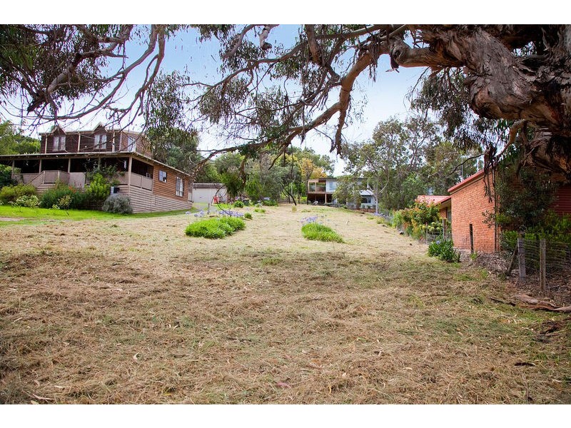 14 Bambra Road, Aireys Inlet VIC 3231