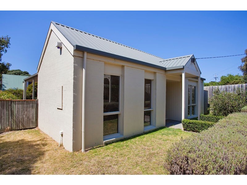 1/22 Great Ocean Road, Aireys Inlet VIC 3231
