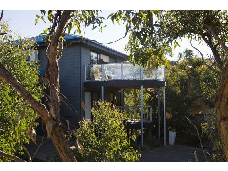 6 Orchid  Grove, Fairhaven VIC 3231