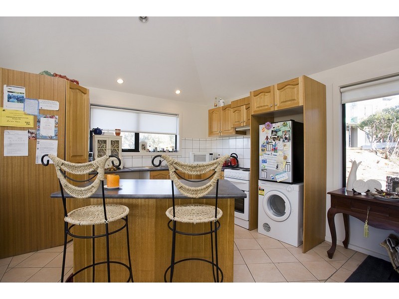 6 Orchid  Grove, Fairhaven VIC 3231