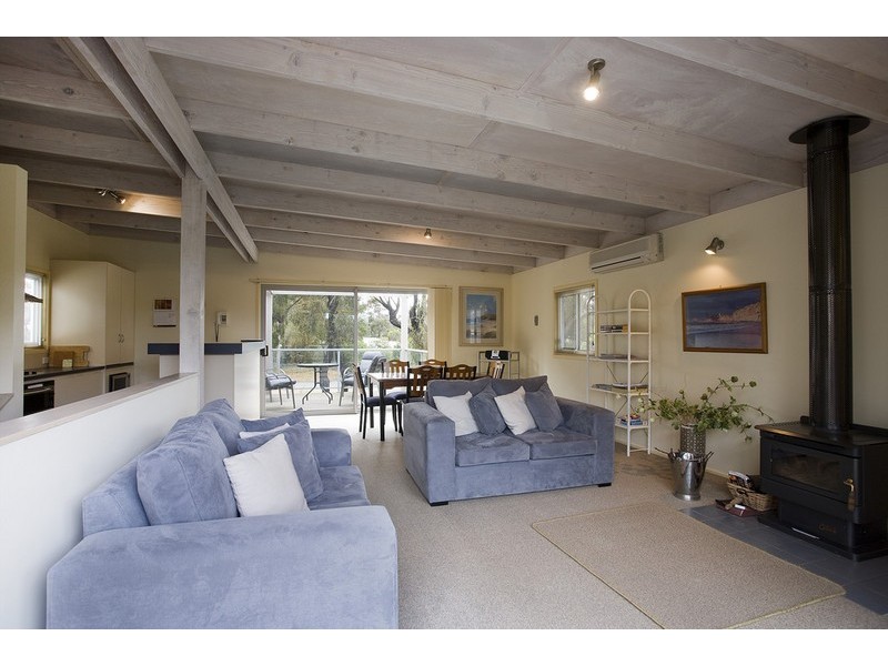 19 Aireys Street, Aireys Inlet VIC 3231