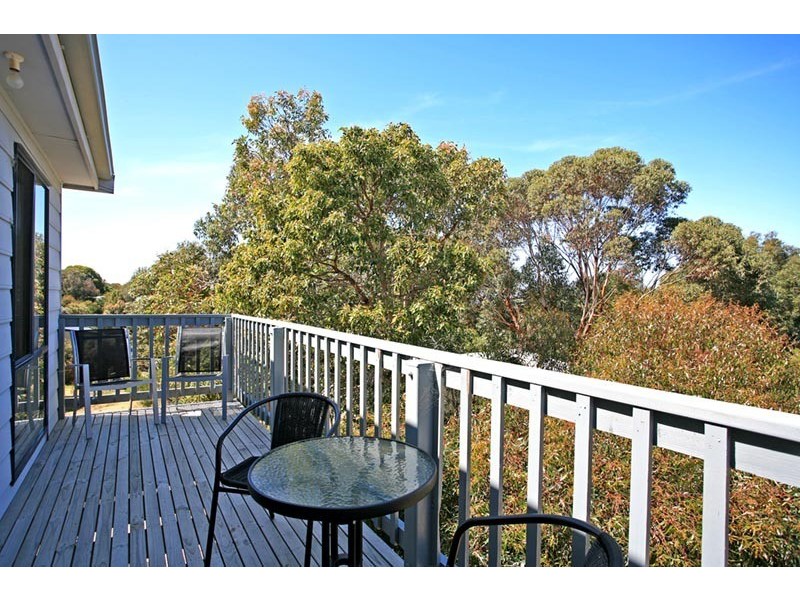 3/2 Alice Street, Aireys Inlet VIC 3231