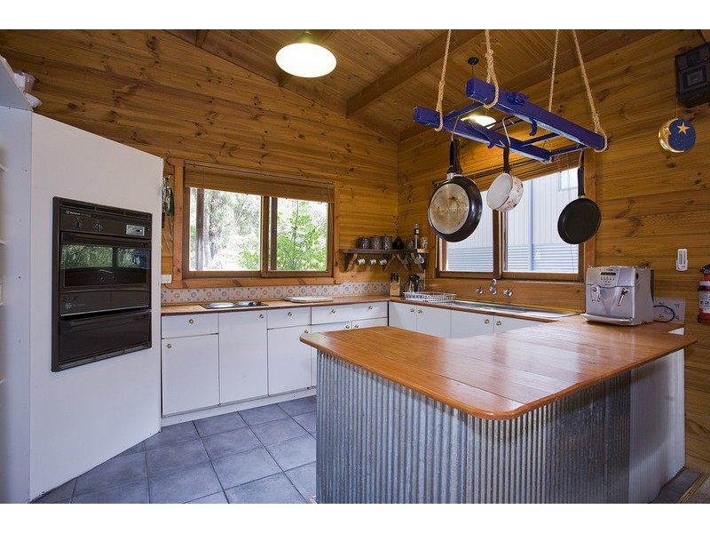 12 Berthon Street, Aireys Inlet VIC 3231