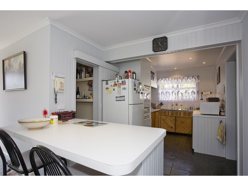 18  Anderson Street, Aireys Inlet VIC 3231