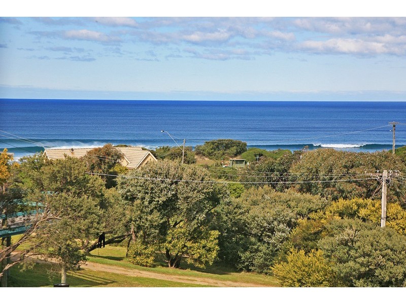 10 Cowan Avenue, Fairhaven VIC 3231